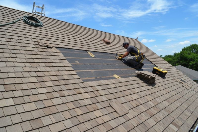 Wood Shake Roof Repair in Nunn, CO